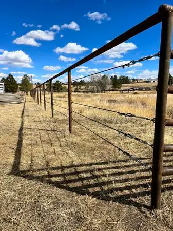 Pipe cable fence
