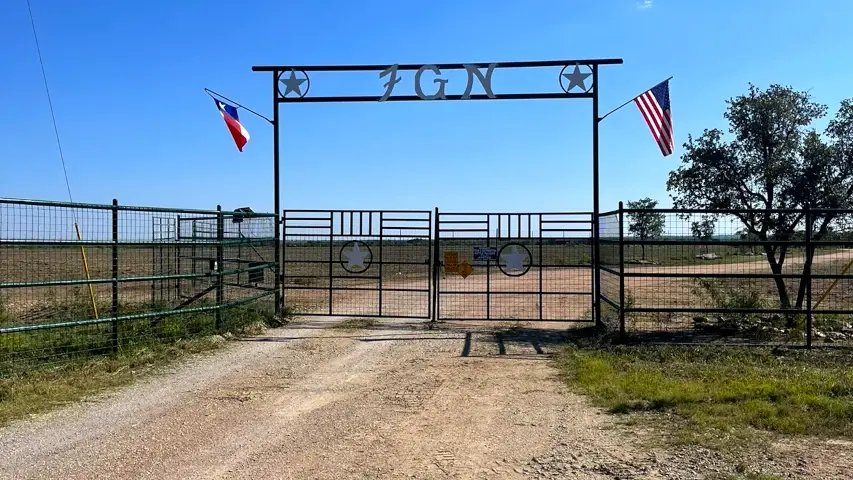 Custom Ranch Entrance in Melvin, Texas - FGN Ranch