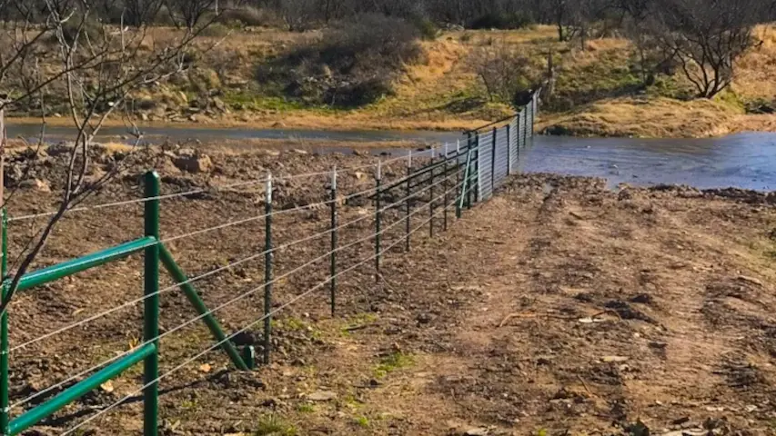 Water Gap Fencing in Llano, Texas