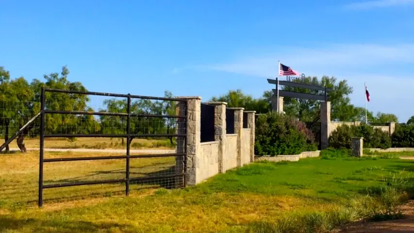 Entry fencing 01