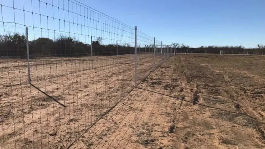 Woven wire fencing